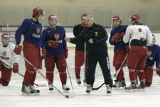 Плющев может стать тренером-рекордсменом  в российской истории