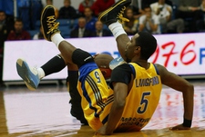 "Триумф" - пятый лишний?