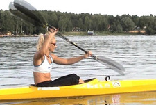 Саша Конторина: девушка с веслом и на роликах