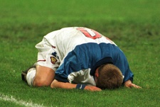 9 октября 1999 года. Александр ПАНОВ после матча Россия - Украина (1:1). Фото Дмитрия СОЛНЦЕВА, "СЭ"