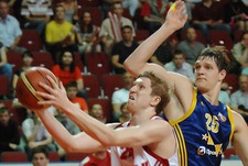 "Химкам" и "Динамо" придется играть пятые матчи