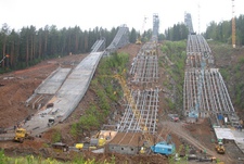 Была яма глубокая, стала гора высокая