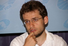 Половина состава - претенденты!