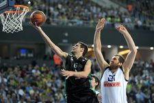 Непобежденным остался только один