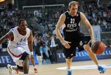 ЦСКА идет на 2-8