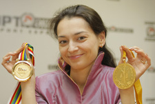 46 бриллиантов для Саши Костенюк