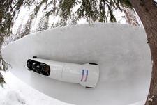 Российский экипаж Дмитрия АБРАМОВИЧА на трассе швейцарского бобслейного клуба Санкт-Морица.