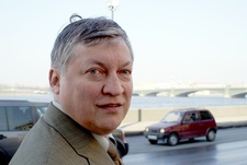 Анатолий Карпов: "Почему бы не сыграть  в поезде Москва - Владивосток?!"