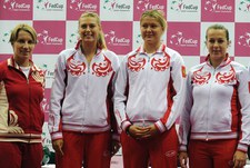 Начинают Кузнецова и Шарапова