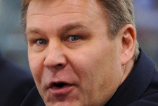 Главный тренер "Авангарда" Раймо СУММАНЕН. Фото КХЛ