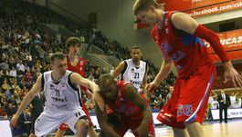 ЦСКА наконец обыграл УНИКС в чемпионате