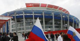 Шестислойный бутерброд на арене "Мегаспорт"