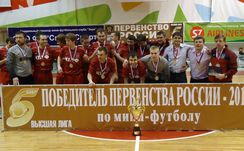 Массовой покупки игроков Белый не планирует