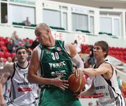 Легко победила только Казань