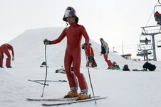 250 км/час на лыжах