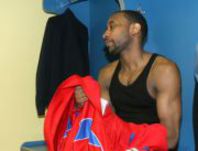 Джон Роберт Холден: "Играл не ради того имени,  что на спине, а ради того, что на груди"