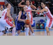 "Можем дружно собраться и уйти из зала"