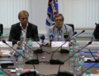 МХЛ рвется на ТВ