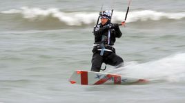 На кайте - через Берингов пролив