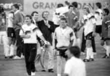 8 июля 1990 года. Чемпионат мира. Финал. Рим. ФРГ - Аргентина - 1:0. Сборная Франца БЕККЕНБАУЭРА - чемпион мира! Фото Александра ФЕДОРОВА, "СЭ"