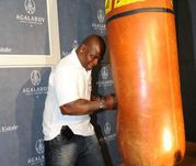 Четверг. Джеймс ТОУНИ в своей московской резиденции спустя несколько часов после прилета из Америки. Фото Федора УСПЕНСКОГО, "СЭ"