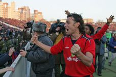 Ролан Гусев:  "Хожу в спортзал "кроссики" побегать"