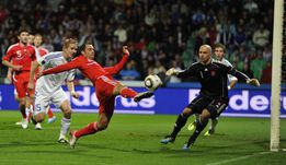 Пятница. Жилина. Словакия - Россия - 0:1. В атаке Роман ШИРОКОВ. Фото Александра ФЕДОРОВА, "СЭ"