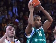 Казань: первая победа в Евролиге!