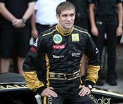 Петров завершил сезон в десятке