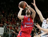 ЦСКА выиграл трехочковым одновременно с сиреной