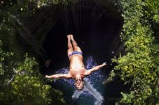 Чемпионат Red Bull Cliff Diving: головокружительные прыжки в воду