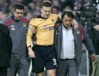 После разрыва крестообразной связки колена, случившегося 6 мая 2007 года в Ростове-на-Дону в матче с "Ростовом", Игорь АКИНФЕЕВ вернулся в строй через полгода. Повторный разрыв оставит Акинфеева вне игры на пару месяцев дольше. Фото Владимира ПОТЕРЯХИНА.