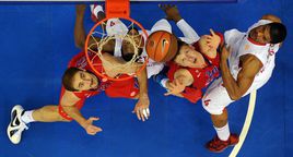 Ну зачем так с дедушкой Ивковичем?