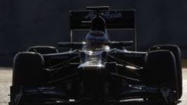 Виталий Петров: "В этом сезоне придется водить менее агрессивно"