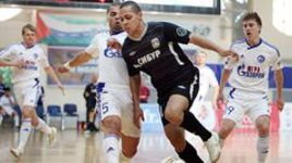 Без сюрпризов, но с нервотрепкой