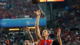 Рамунас Шишкаускас: "Вроде бы нормально  стоял на линии штрафных, не нервничал"