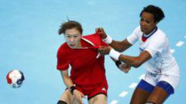 Остановить Рю Ын Хи!