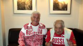 Лондон. Дмитрий МИНДИАВИЛИ (справа) и Михаил ГАМЗИН, личный тренер бронзового призера Игр-2012 Мингияна Семенова.