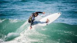 На Hurley Pro пришла волна