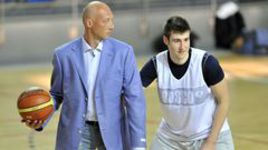 Василий Карасев: "Уровень "Триумфа" сын пока не перерос"