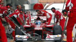 "Ред Булл" уже вертит дырочки на лацканах