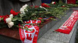 30 лет назад, 20 октября 1982 года, в Лужниках после матча Кубка УЕФА "Спартак" - "Харлем" произошла страшная давка, унесшая жизни 66 болельщиков московского клуба. Фото Александра ФЕДОРОВА, "СЭ".