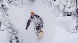 Много снега и сноубординга