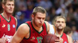 Евгений Пашутин: "Наш Зубков - второй после Хряпы"