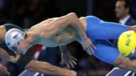 Лохте пять дней не вылезал из воды