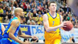 "Химки" разгромили Блатта