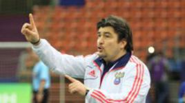 Почему бы Писареву  не взять Лобанцева в Израиль?