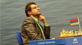 Борьба идет лишь за вторую строчку...