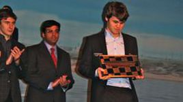 На втором месте Аронян,  Карякин и Ананд - на третьем