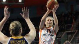 Татьяна Попова: "Рядом с Таурази и Берд прогрессировать легче"